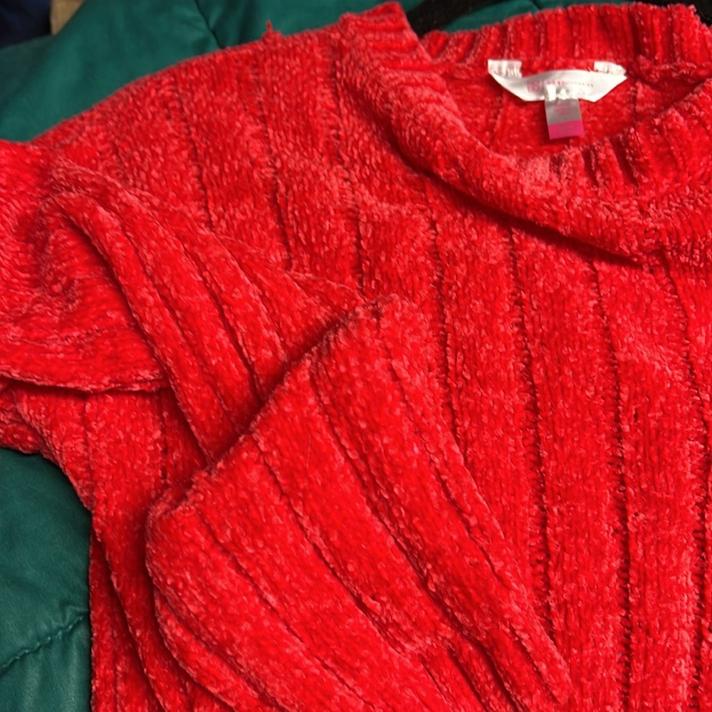 Beautiful color half sweater . Has 1 tiny pin holes hole right sleeve. - Picture 4 of 5